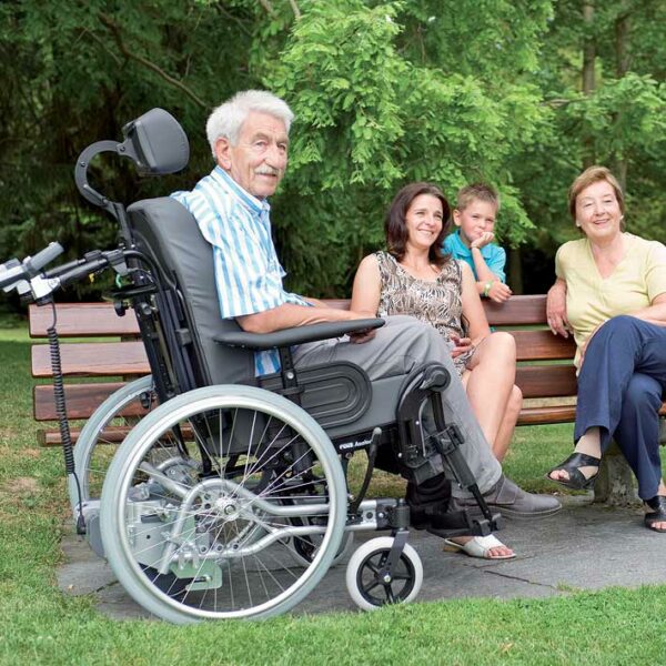 Rollstuhl Schiebehilfe