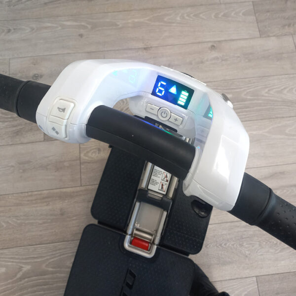 ATTO Elektromobil